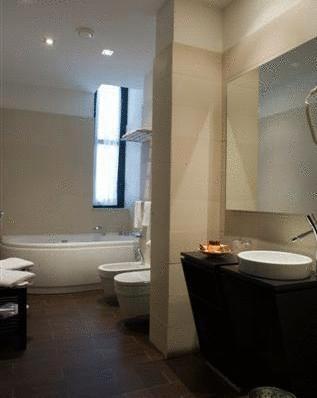 H2C Hotel Napoli Oda fotoğraf